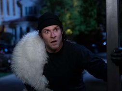 Pam and Tommy Episode One Review SpicyPulp