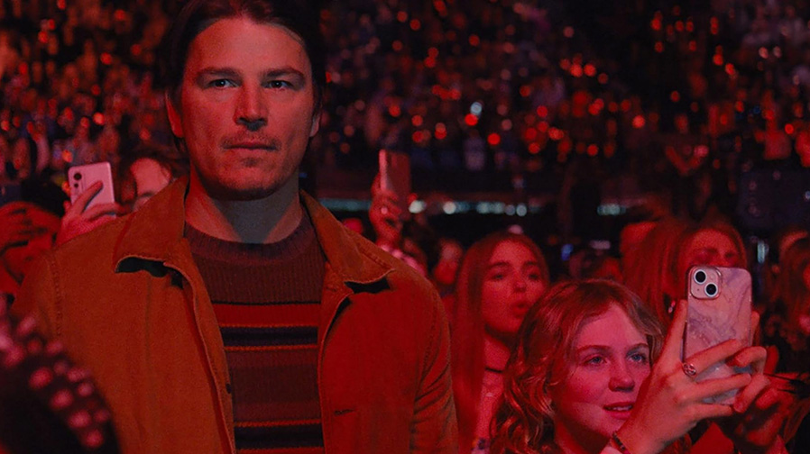 Josh Hartnett turns into a monster in ‘Trap’
