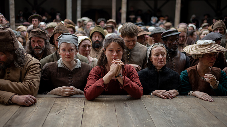 Chloé Zhao’s haunting, dramatic Shakespearean vision arrives in ‘Hamnet’